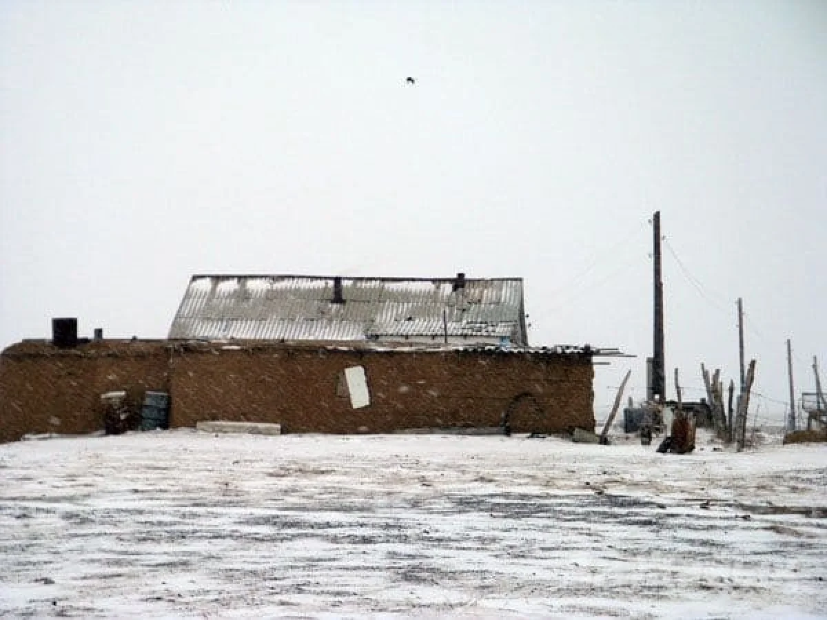 Неизвестные в масках напали на зимовку в Атырауской области