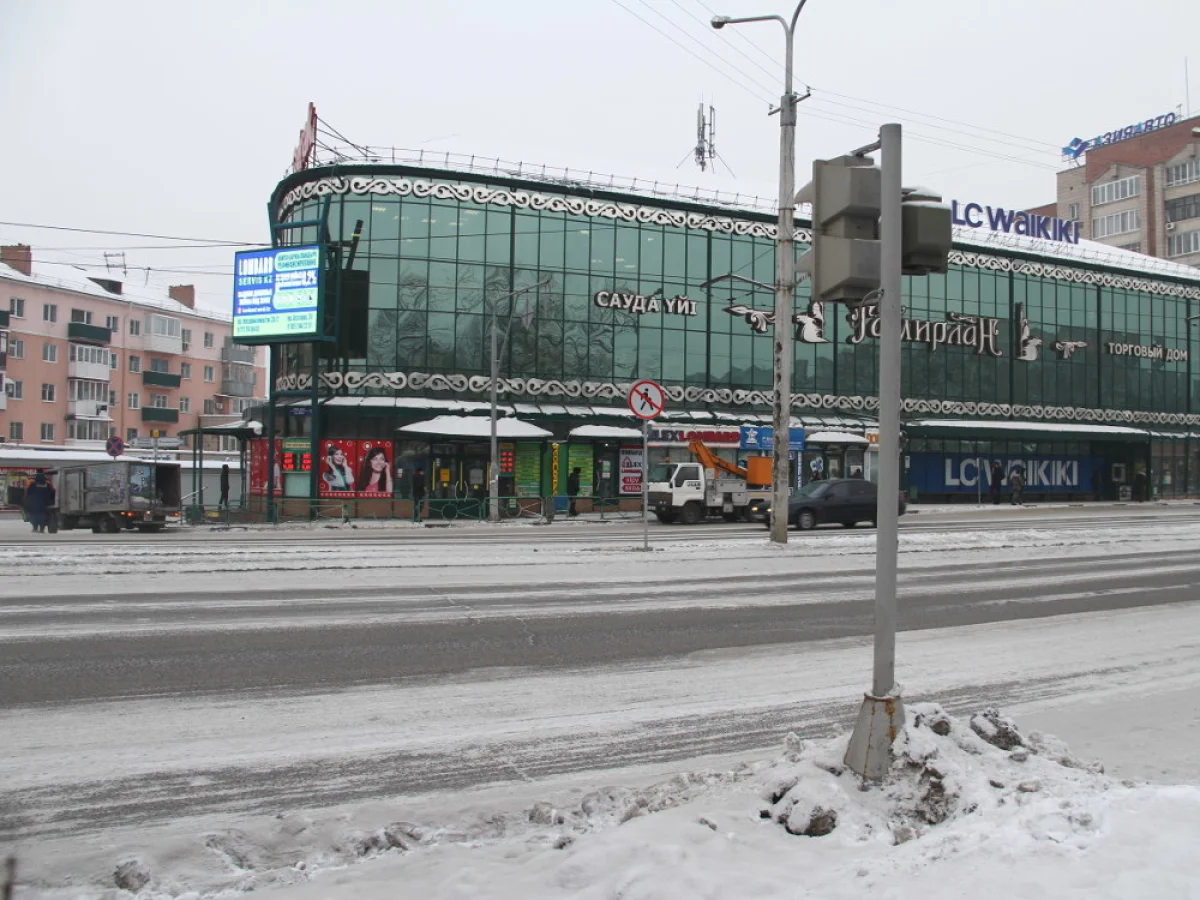 В крупные торговые объекты ВКО не будут впускать без масок