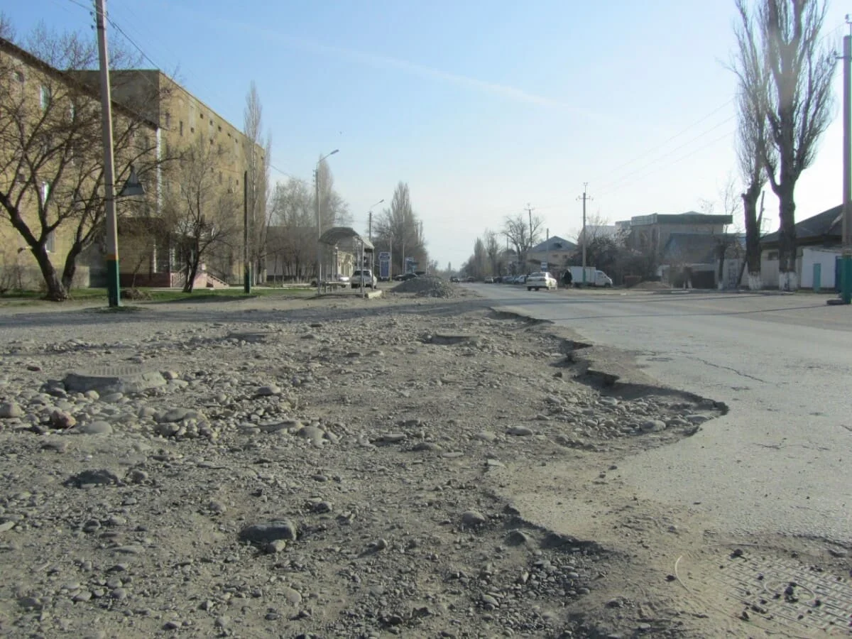 Чиновников наказали за плохие дороги в Жамбылской области