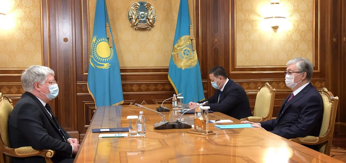 Касым-Жомарт Токаев поблагодарил Россию за помощь во время пандемии
