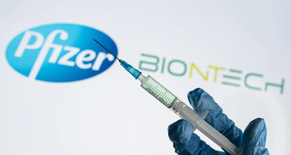 Двое норвежцев умерли после прививки Pfizer