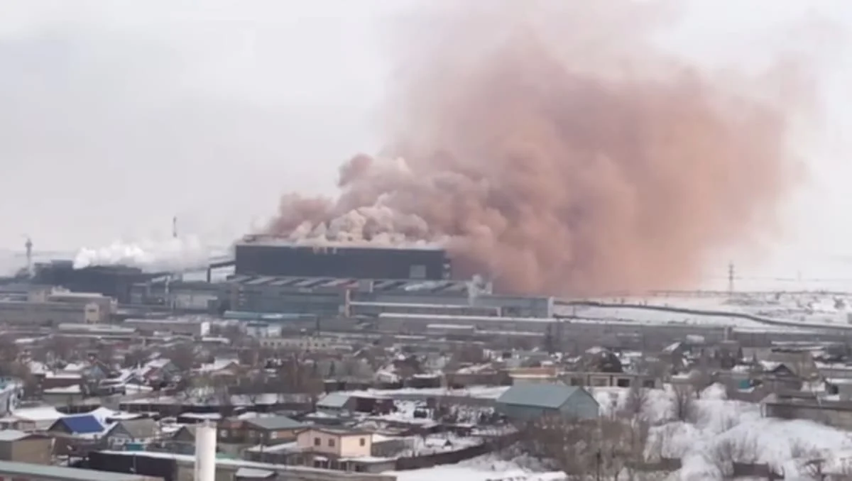 «Устраивают геноцид»: на видео сняли выбросы с предприятия «АрселорМиттал Темиртау»