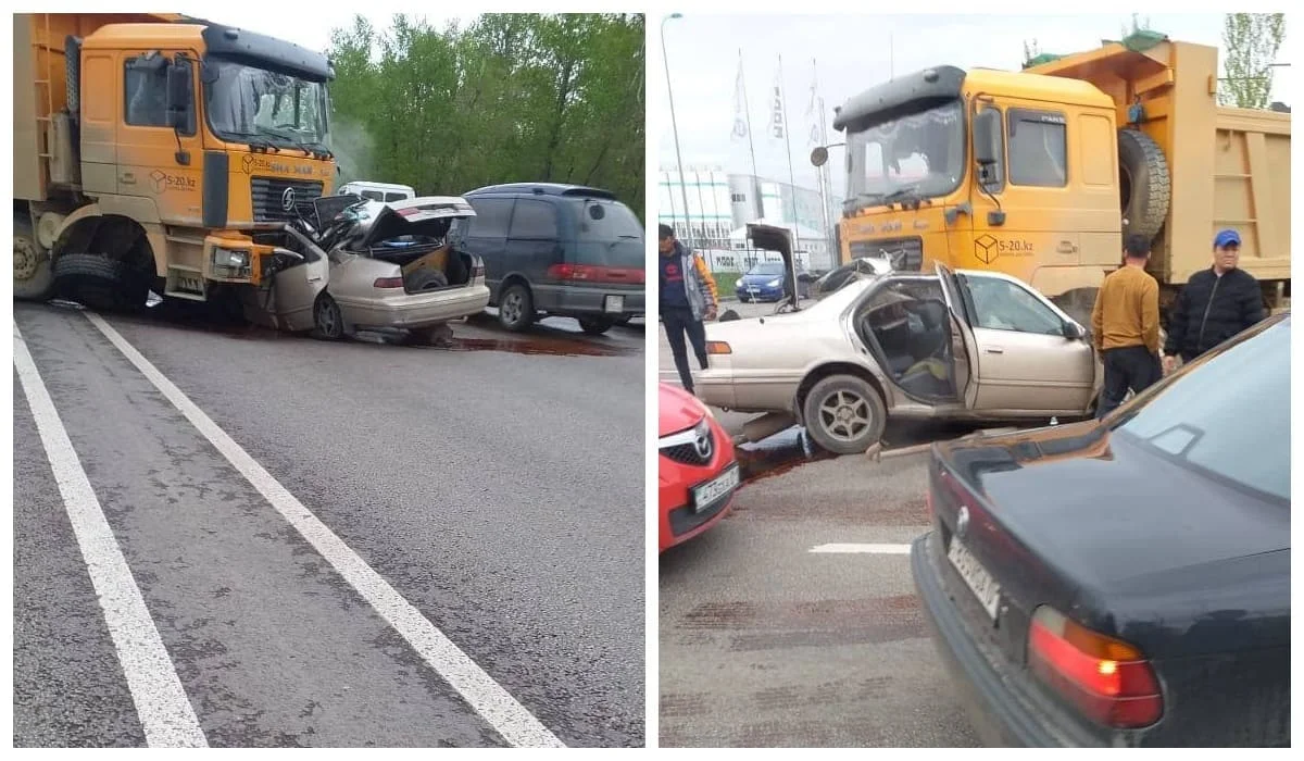 Toyota Camry выехала на встречку: грузовик подмял под себя легковушку в Нур-Султане