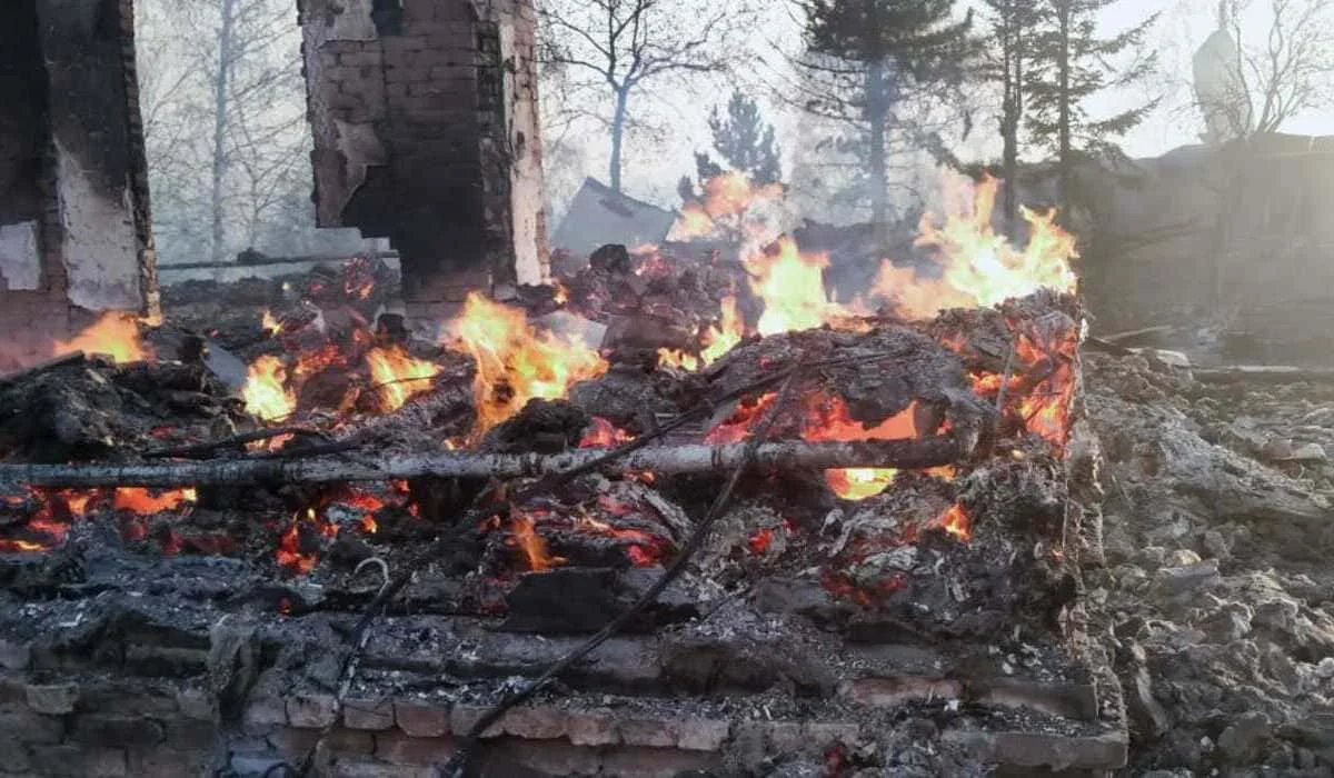 Из-за кого произошел крупный пожар в Риддере: полиция задержала возможного виновника