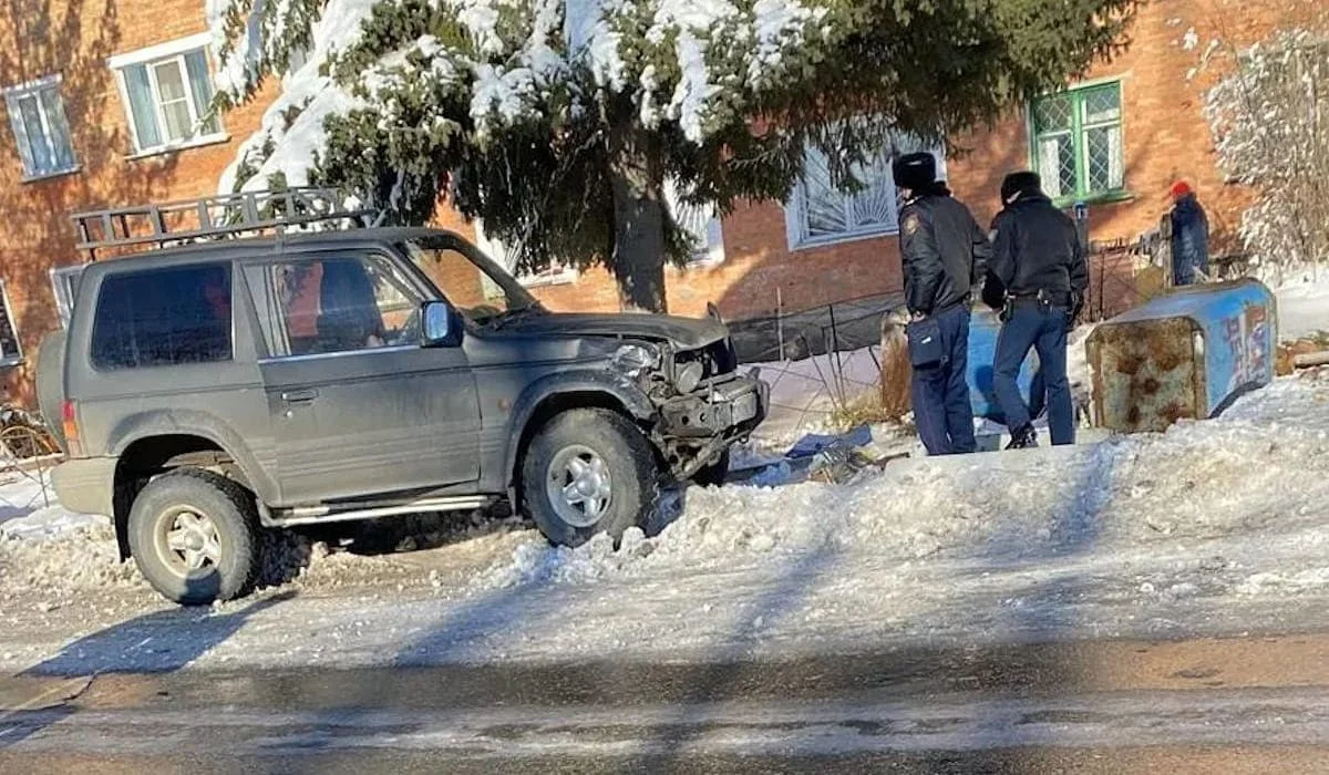 10-летний мальчик вышел выбросить мусор и не вернулся домой в ВКО