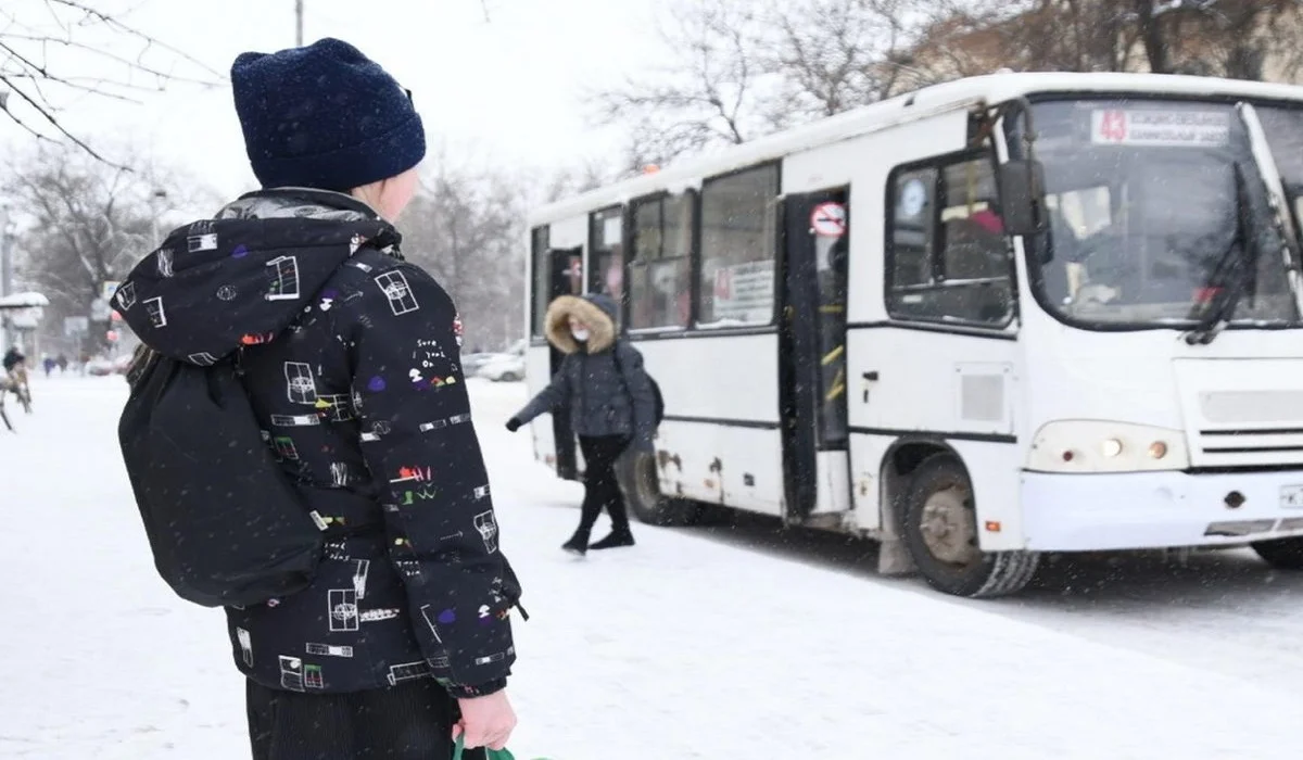 «Бойкот пассажирам»: недовольные водители проезжают мимо остановок в Павлодаре