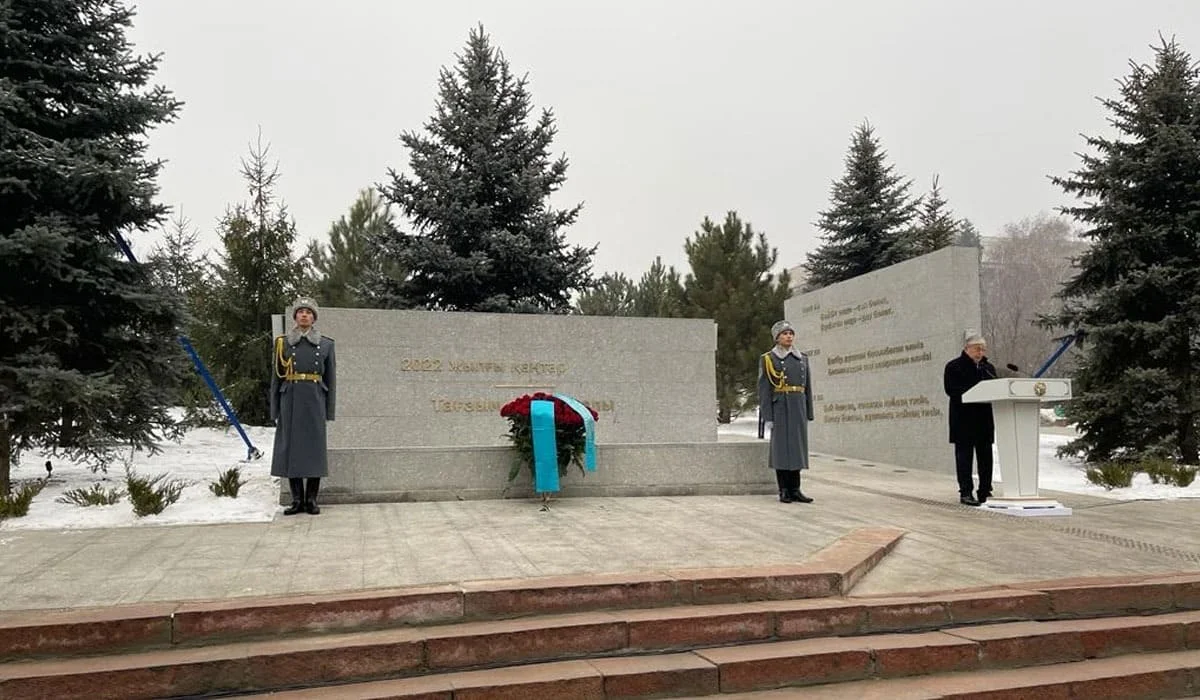 Токаев открыл Мемориал жертвам январских событий в Алматы