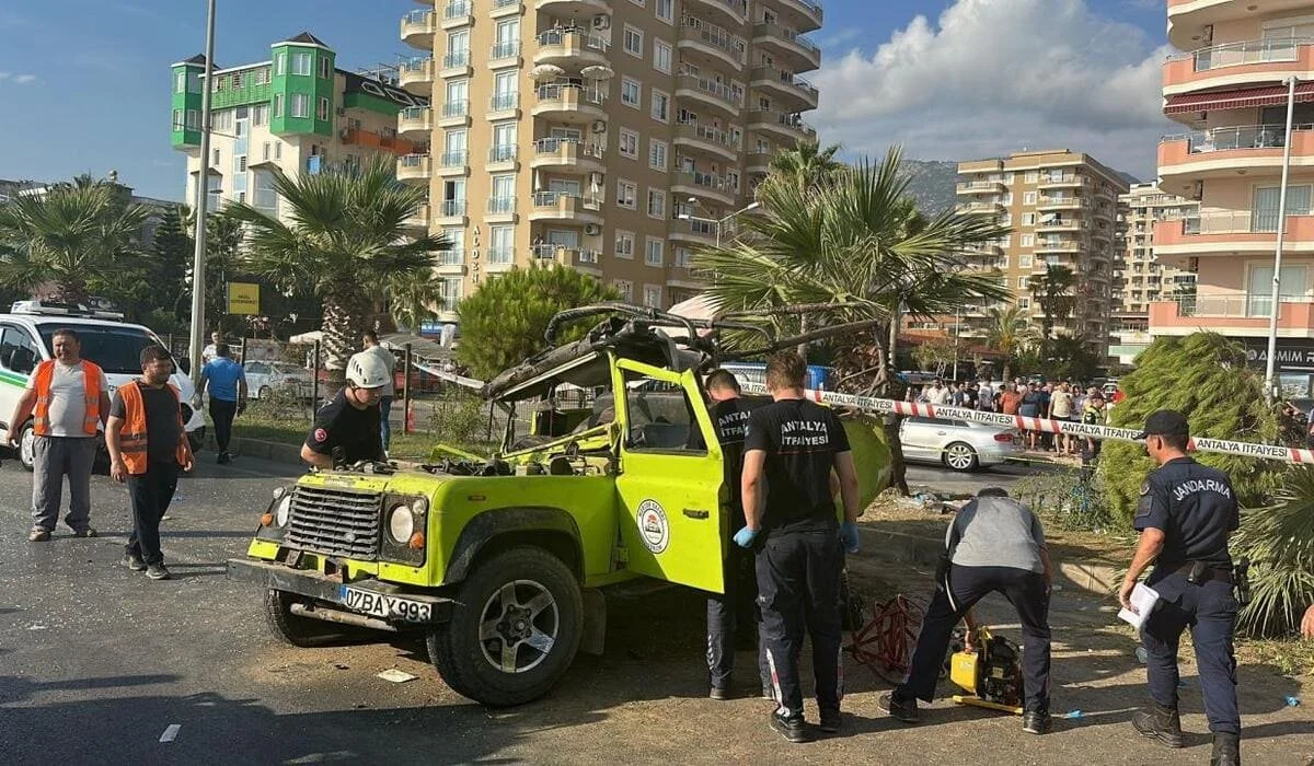 «Не были пристегнутыми»: подробности гибели казахстанцев в Турции рассказали в МИД