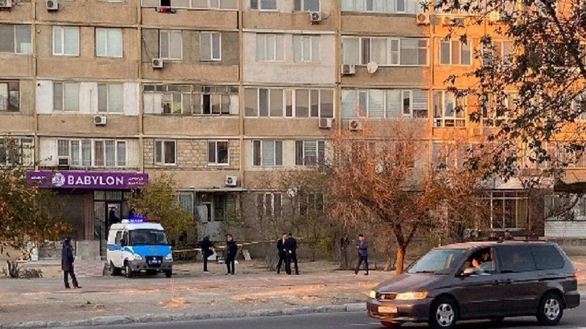 Труп мужчины на улице в Актау: полиция арестовала подозреваемых