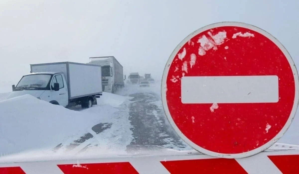 Движение для транспорта закрыли на трассах в 7 областях Казахстана