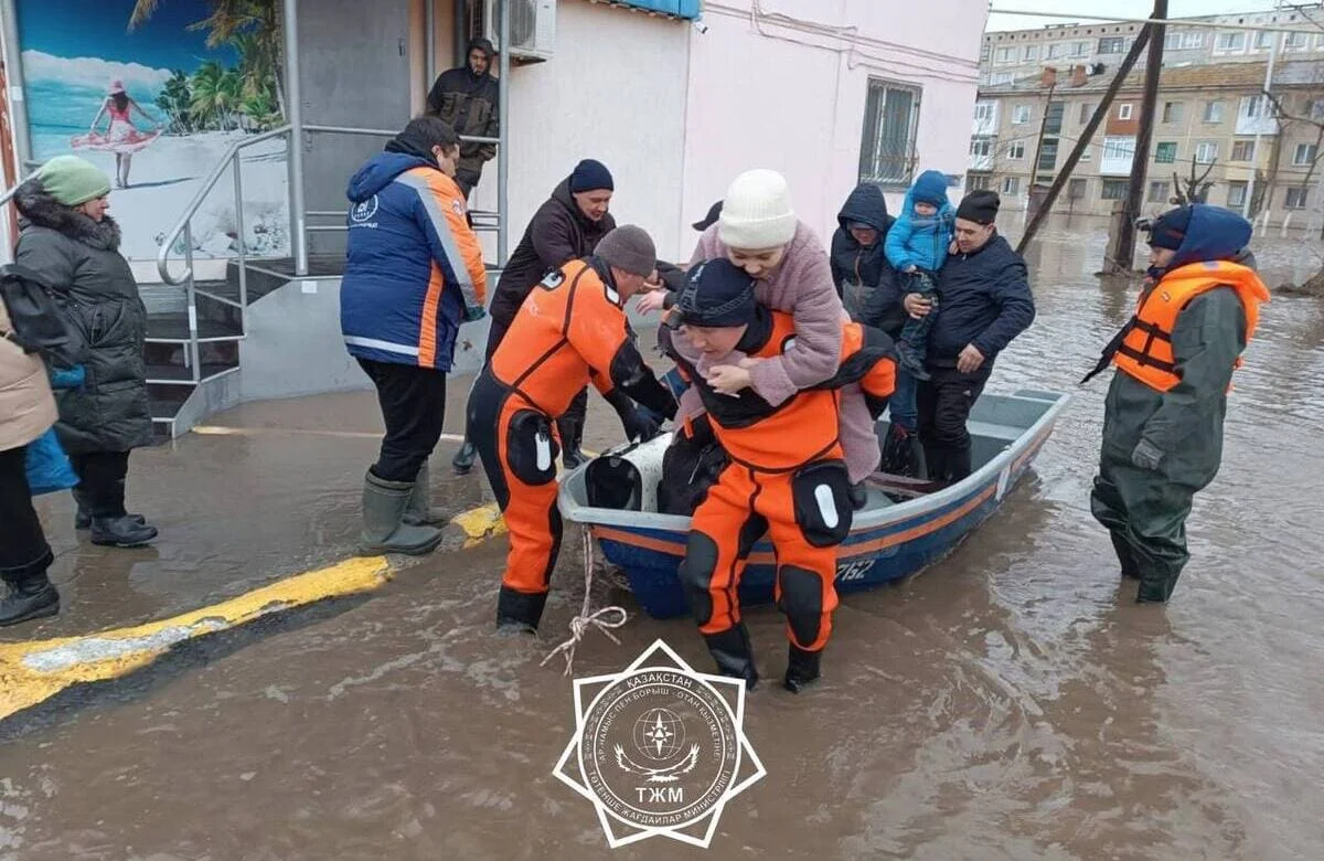 80 тысяч человек эвакуированы из зоны паводков в Казахстане