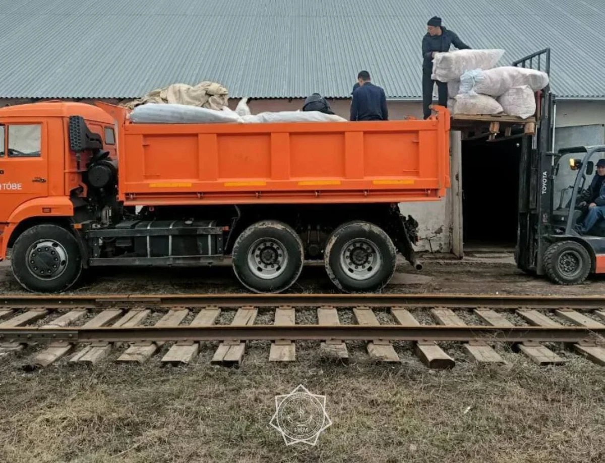 Палатки, постель, посуду выделили из госматрезерва пострадавшим от паводков