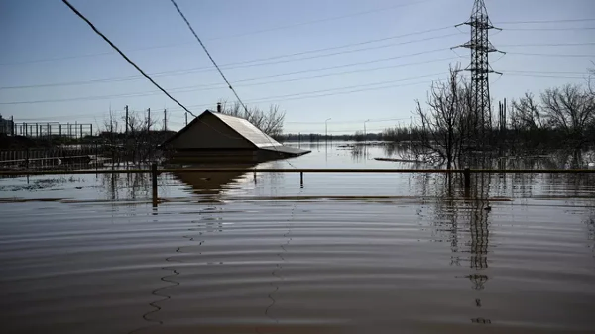 Уровень воды в реке Урал в Оренбурге достиг исторического рекорда