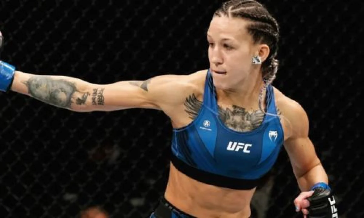 Мария Агапова потерпела поражение от бразильянки в турнире UFC