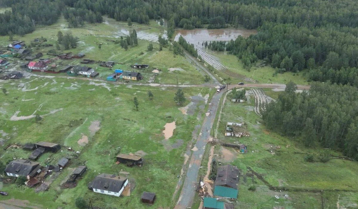 Челябинский поселок Киолим освободился от воды после прорыва дамбы