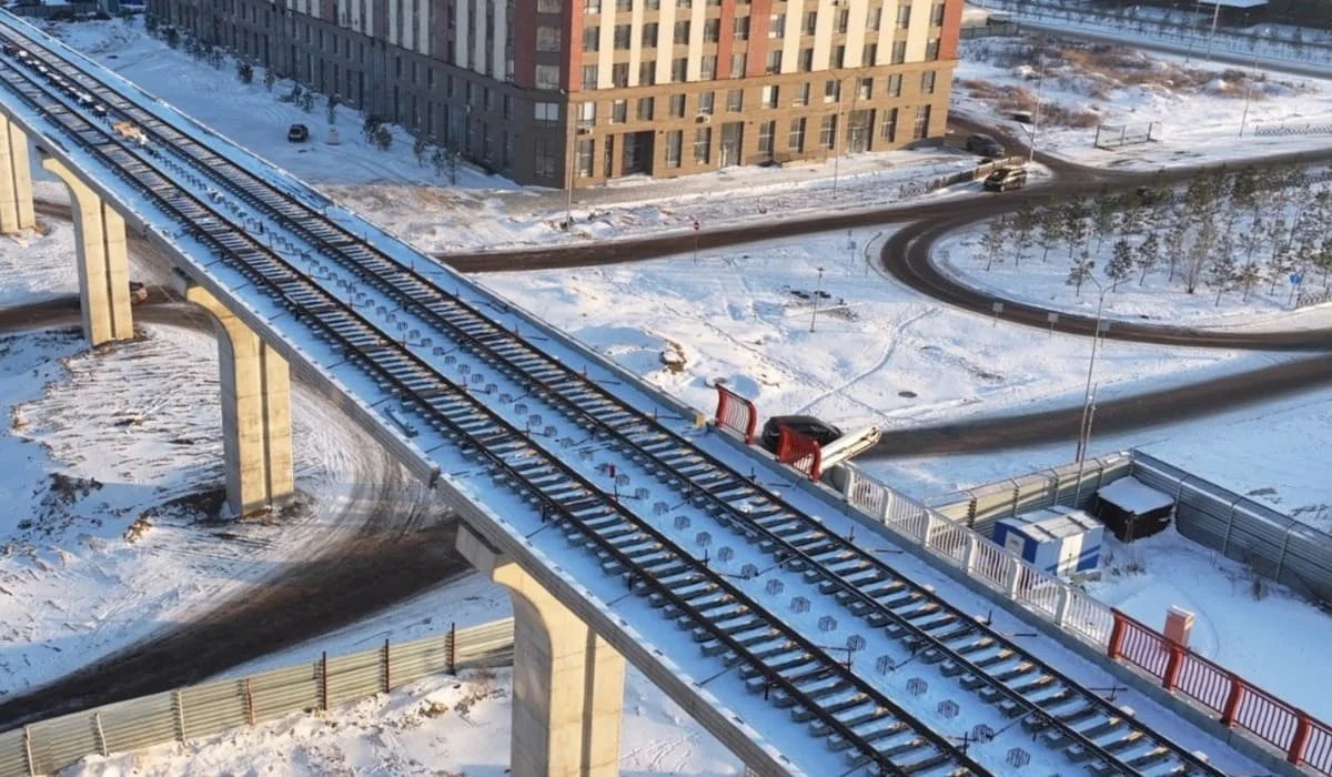 Строительство LRT в Астане: уложены первые 500 метров рельсового пути