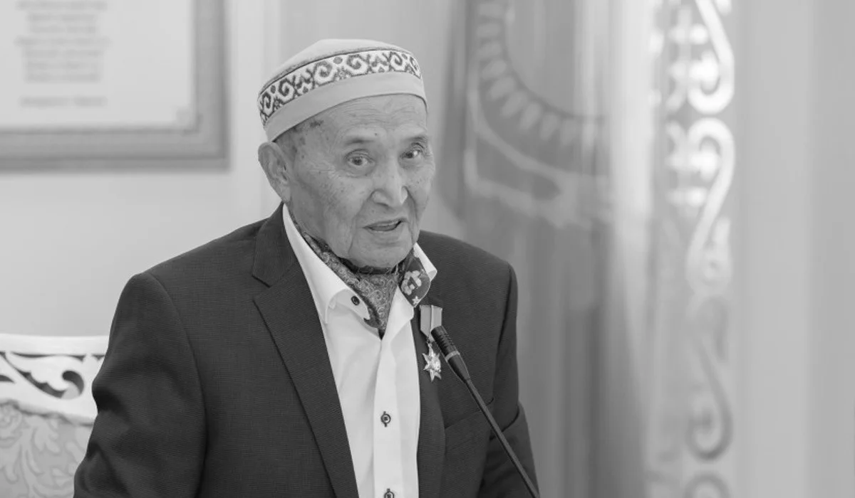 Скончался известный казахстанский писатель, драматург Аким Тарази