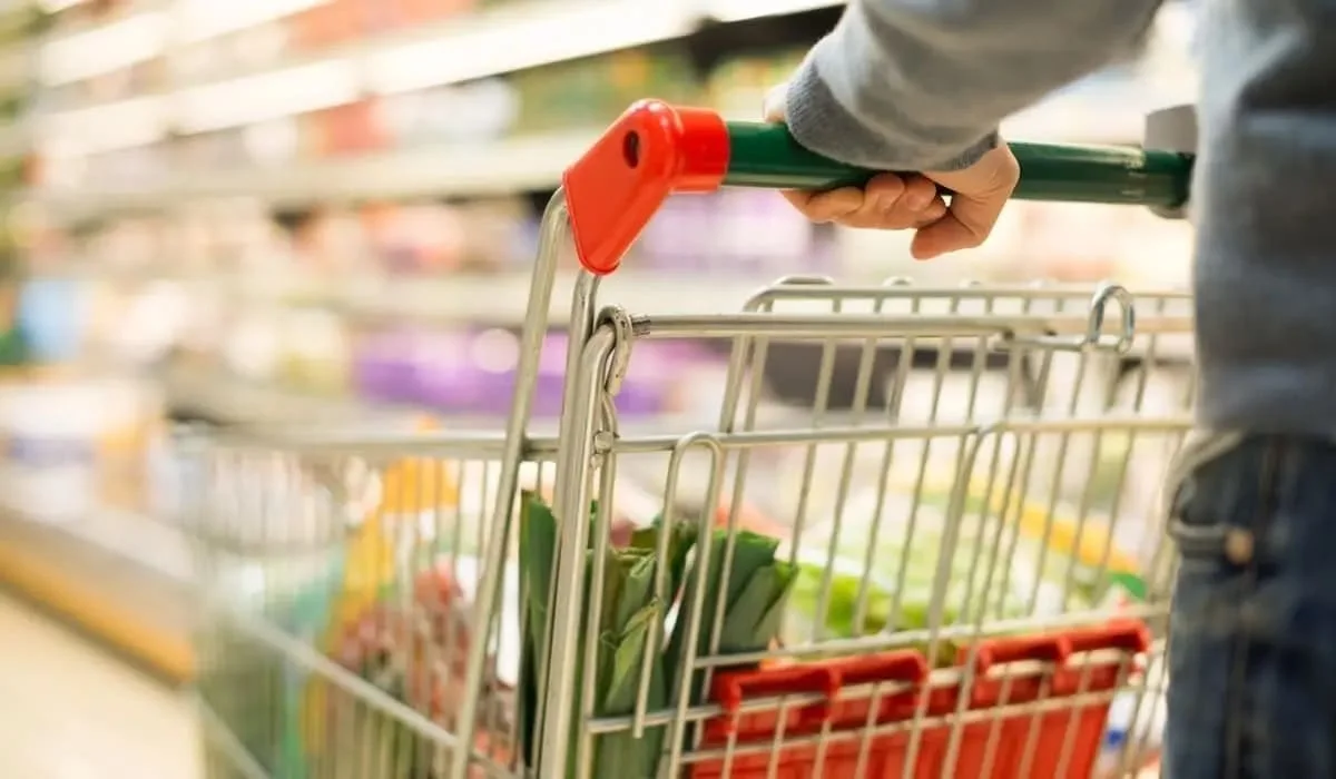 Цены на картофель выросли на 79%: какие продукты и услуги сильнее всего подорожали в Казахстане