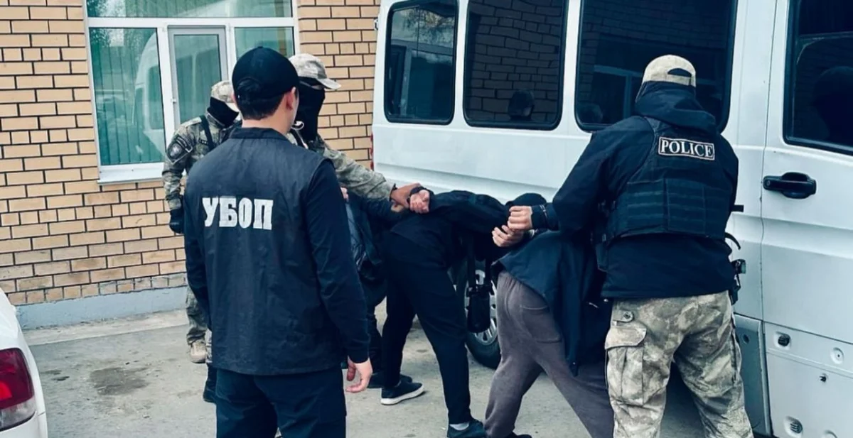 21-летнего жителя Уральска задержали за вымогательство у студента