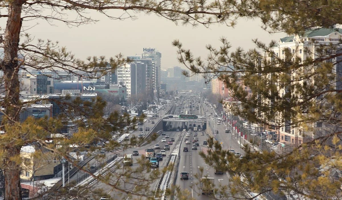 Сильное загрязнение сохраняется в четырех городах Казахстана