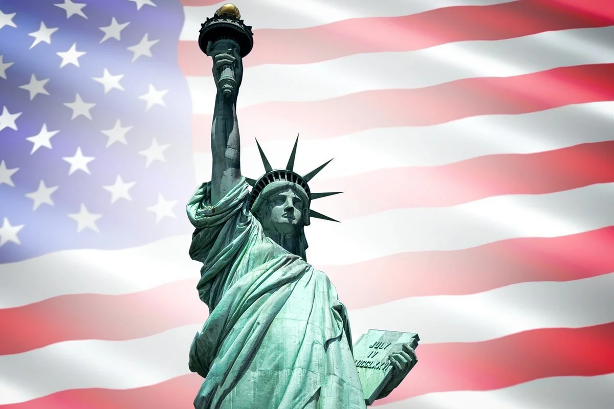 Добровольно покинувшим США нелегальным иммигрантам заплатят по 1000 долларов