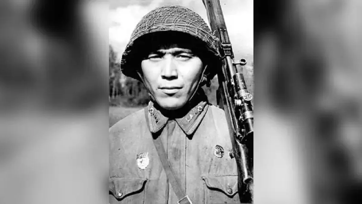 Уничтожил 397 фашистов: Тлеугали Абдыбеков – снайпер-герой казахской земли