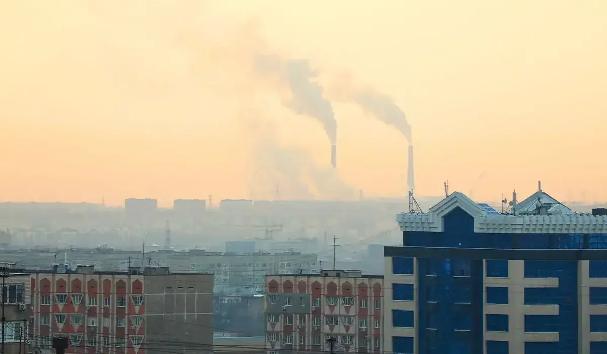 Предупреждение от синоптиков получили жители двух городов Казахстана