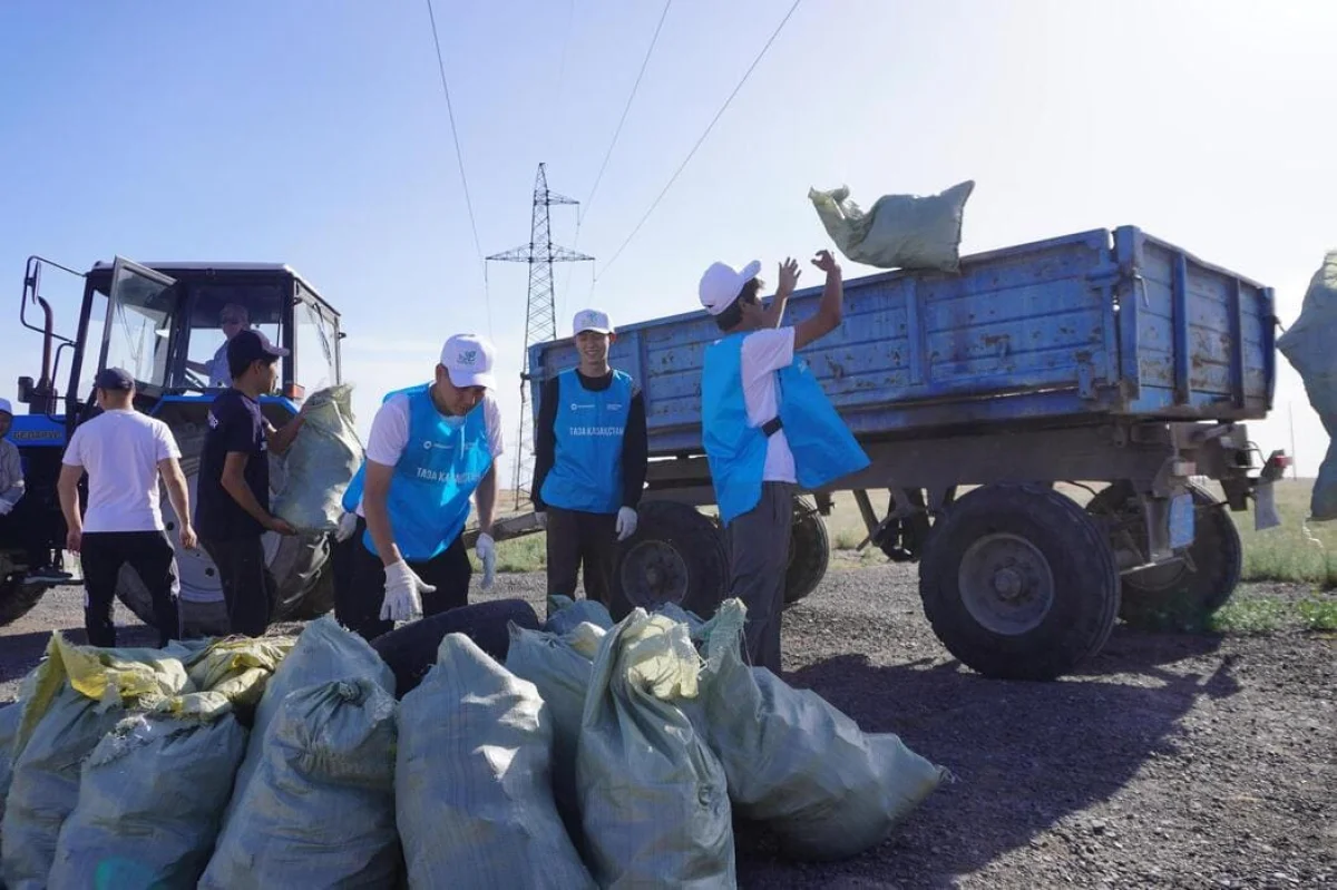 Партия «AMANAT» проводит экологическую акцию «Таза бейсенбі» во всех регионах Казахстана