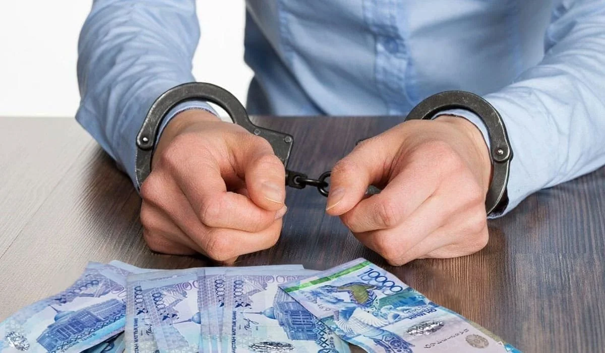Алматинца приговорили к 11 годам тюрьмы за подстрекальство к даче взятки