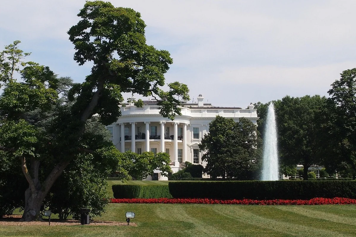 Дональд Трамп намерен ввести 50-процентные пошлины для Евросоюза