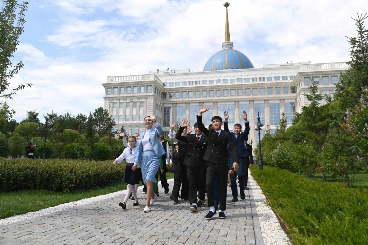 Экскурсию для детей провели в Акорде (ФОТО, ВИДЕО)