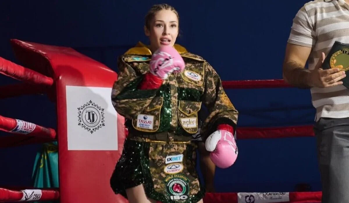 Ангелина Лукас одержала пятнадцатую победу в карьере нокаутом (ВИДЕО)