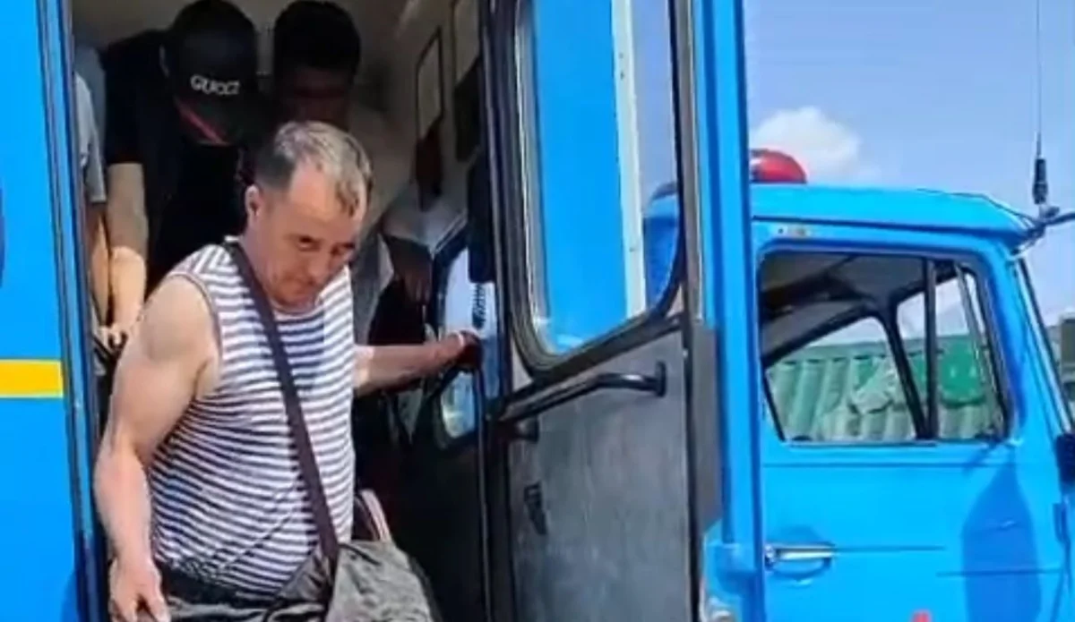 60 иностранцев спасли в степи в Карагандинской области (ВИДЕО)