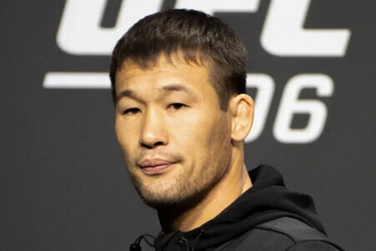Возвращение Шавката Рахмонова в UFC откладывается до 2026 года