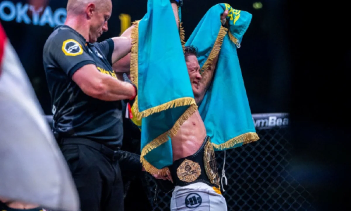 Жалгас Жумагулов стал чемпионом Oktagon в Германии