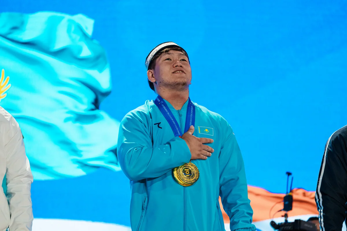 Рекордный день для Казахстана: 9 золотых медалей на чемпионате Азии по тяжелой атлетике