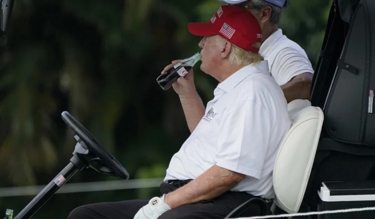 Трамп заявил, что у Coca-Cola изменится состав
