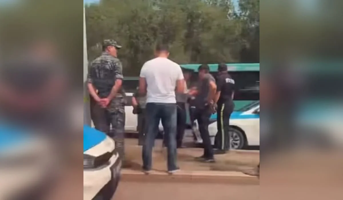 Водитель Cobalt насмерть сбил мужчину в Караганде (ВИДЕО)