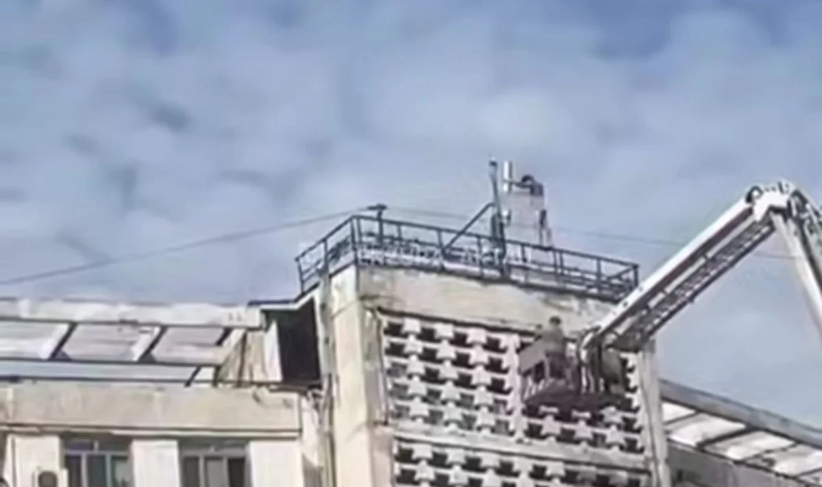 Голый мужчина сорвался с 11 этажа и разбился насмерть в Актау (ВИДЕО)