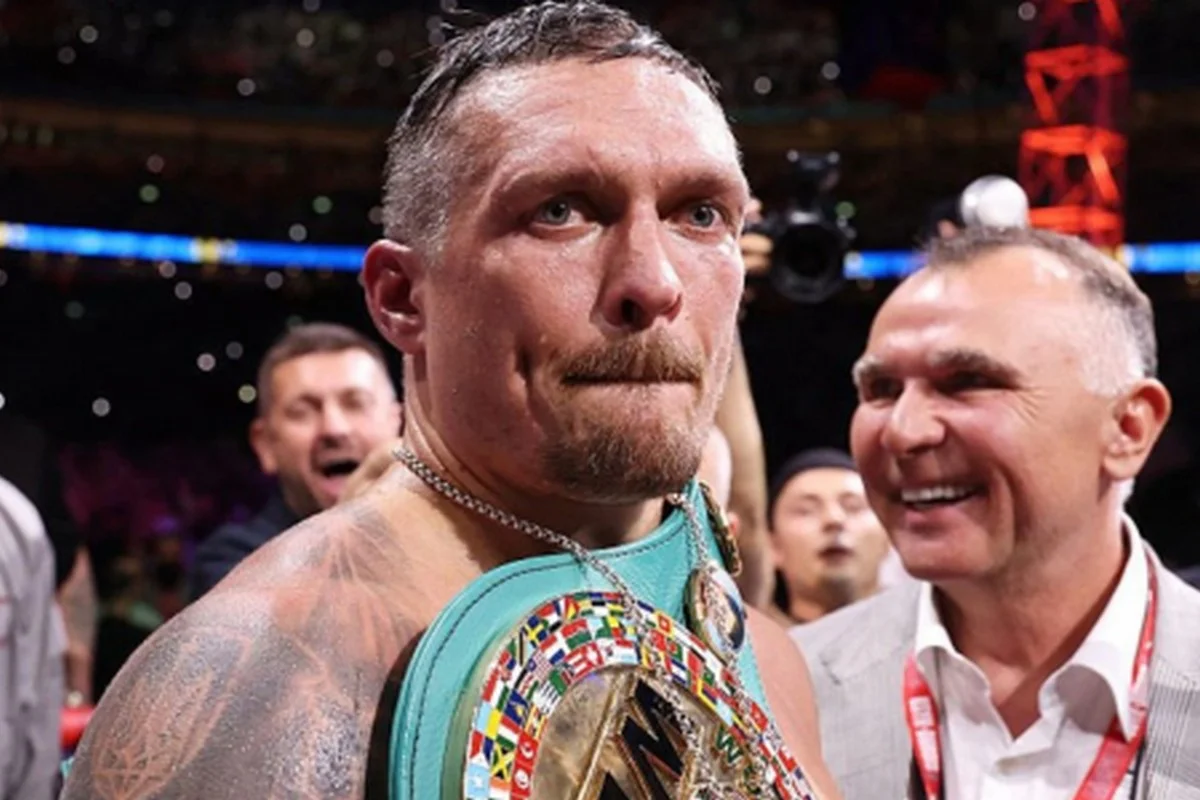 Александр Усик может потерять звание абсолютного чемпиона мира
