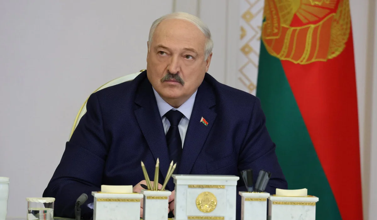 «Бурить и бурить»: Лукашенко потребовал продолжать поиски нефти в Беларуси