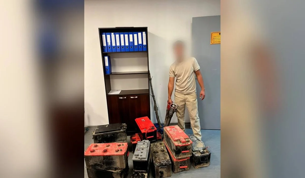 Автовор за ночь снял с грузовиков 12 аккумуляторов в Астане