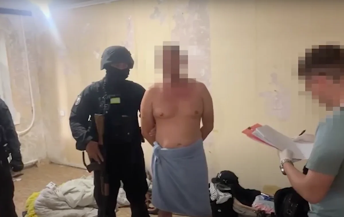 Угрожали ружьем и связали: главу маслихата ограбили в Акмолинской области (ВИДЕО)