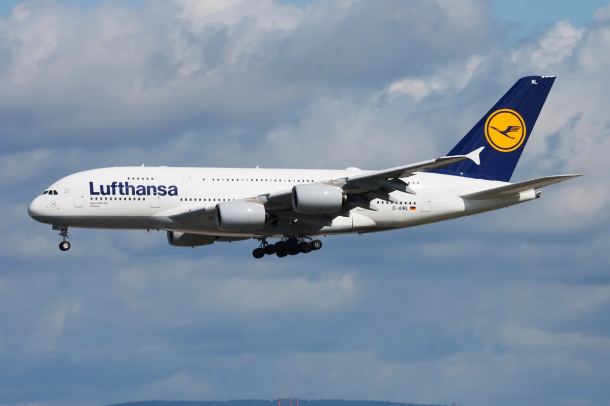 Приостановку полетов Lufthansa в Казахстан прокомментировали в Минтранспорта