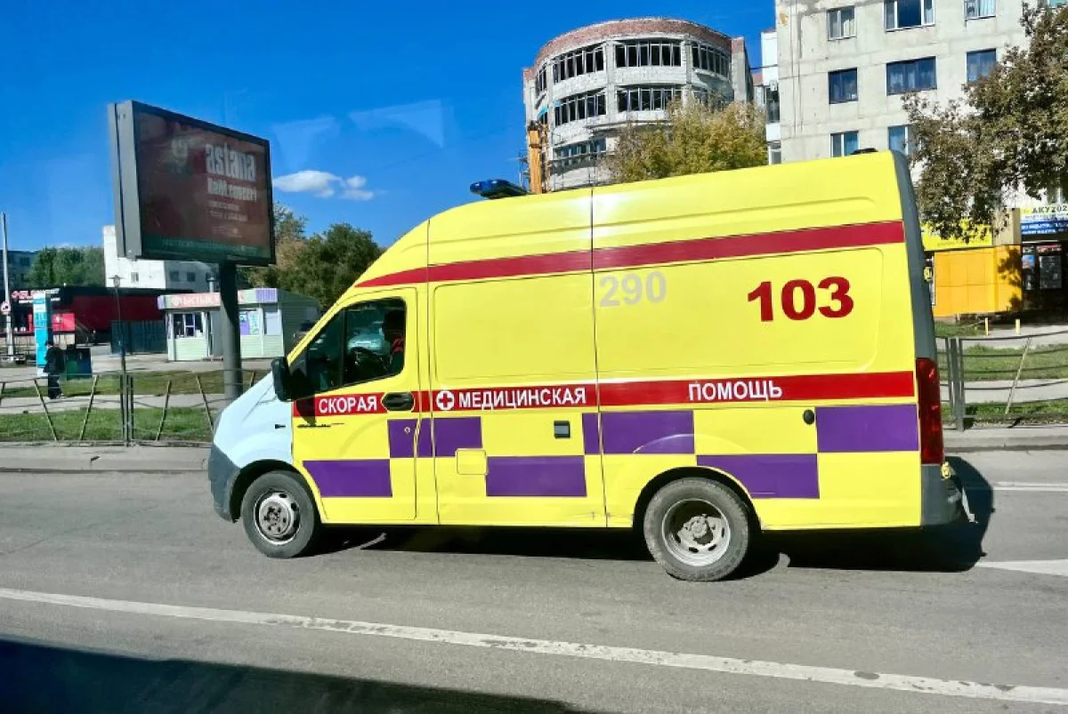Ребенок попал под колеса машины в Актобе (ВИДЕО)