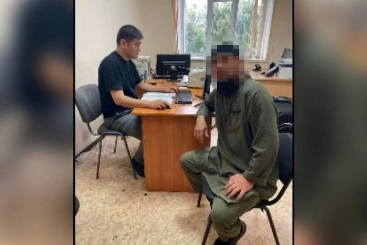 Полиция задержала пристававшего к девушке возле мечети жителя Актобе