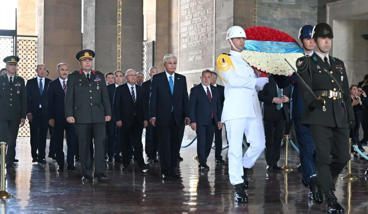 Токаев почтил память Ататюрка в Анкаре (ФОТО, ВИДЕО)