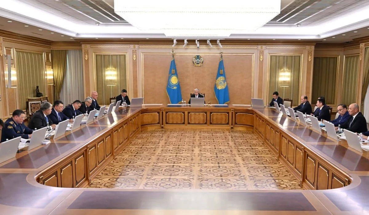Токаев поручил перевести коммуникации на казахстанский мессенджер