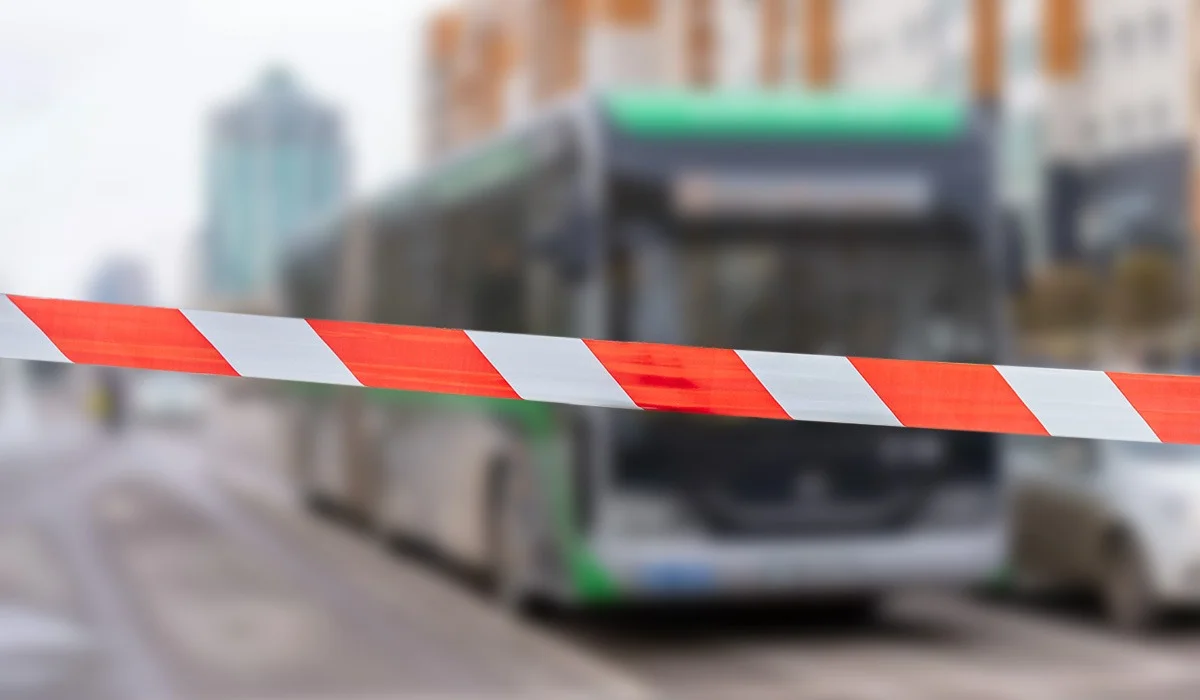 Водитель автобуса с эпилепсией сбил двух пешеходов и ответит перед судом в Астане