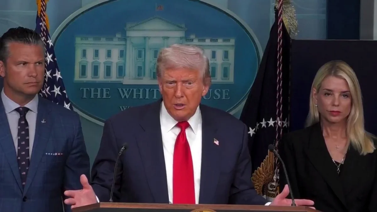 Трамп оговорился и пообещал «приехать в Россию» для встречи с Путиным